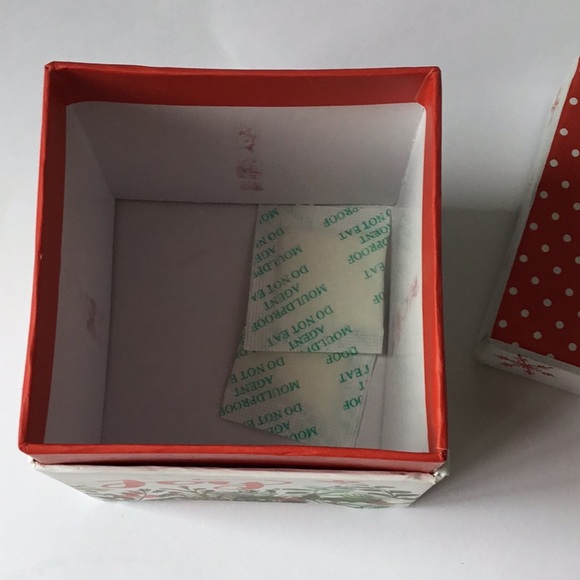 Michel Design Works Joy To The World Soy Candle - Picture 10 of 12